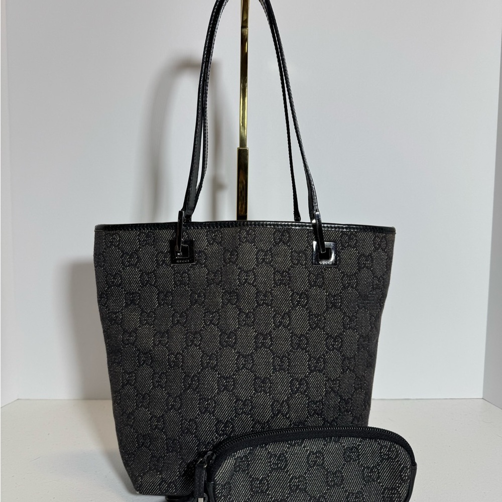 SOLD

Gucci black Denim Monogram Tote with Pouch